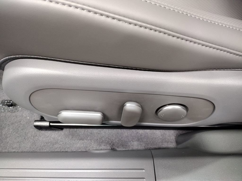 New 2026 Hyundai Ioniq 5 SEL AWD/4WD image 18