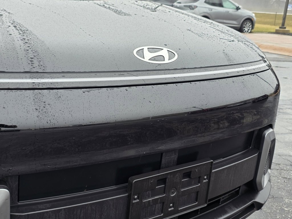 Used 2025 Hyundai Kona SEL image 9