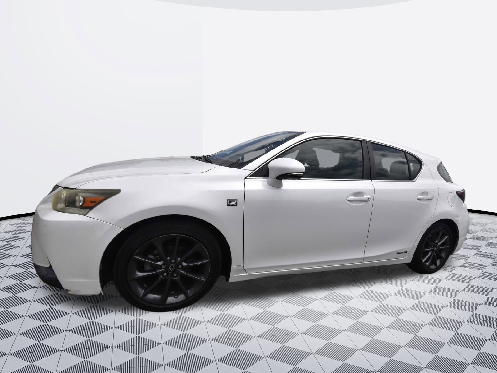 Used 2012 Lexus CT 200h image 4