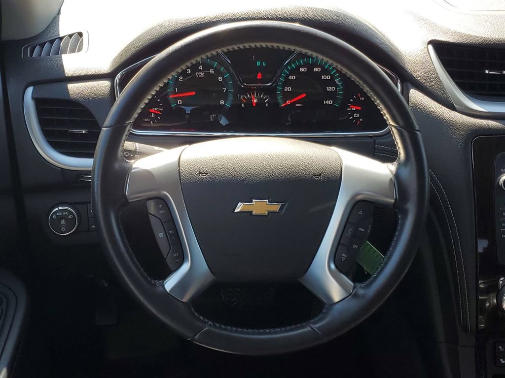 Used 2017 Chevrolet Traverse LT FWD image 25