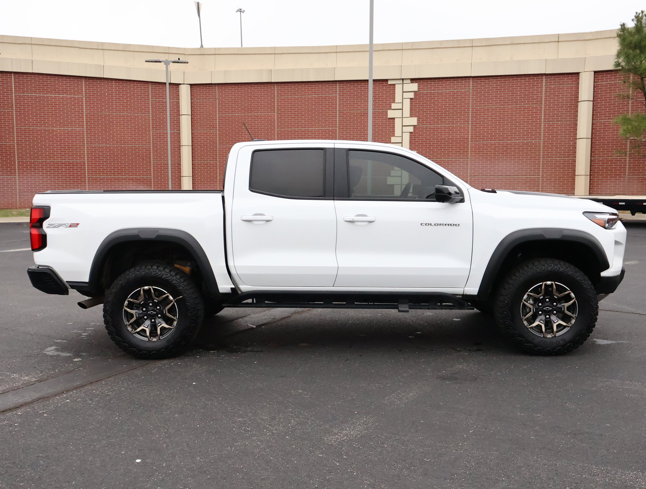 Used 2024 Chevrolet Colorado ZR2 w/ ZR2 Convenience Package III AWD/4WD image 36