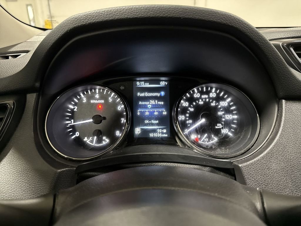 Used 2017 Nissan Rogue S AWD/4WD image 12