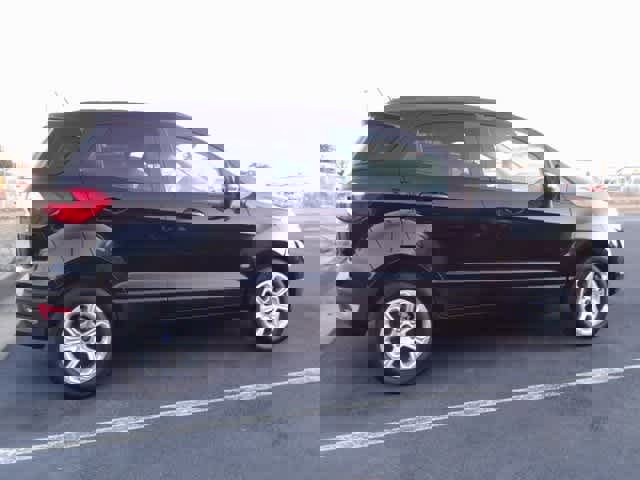 Used 2019 Ford EcoSport SE image 4