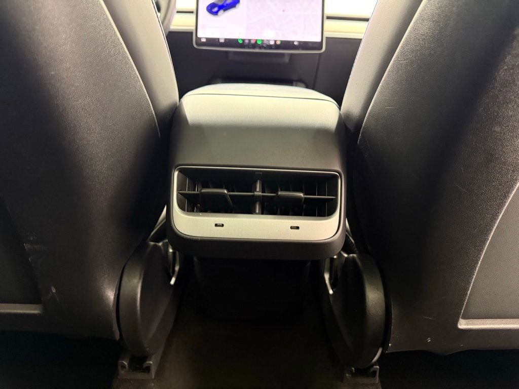 Used 2021 Tesla Model Y 2WD image 27