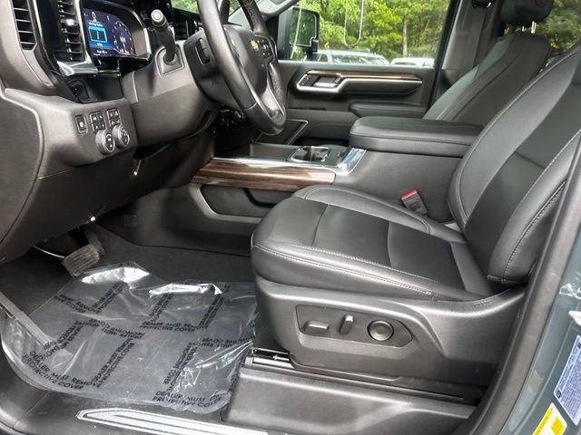 Certified 2025 Chevrolet Silverado 3500 LT w/ All Star Edition AWD/4WD image 10