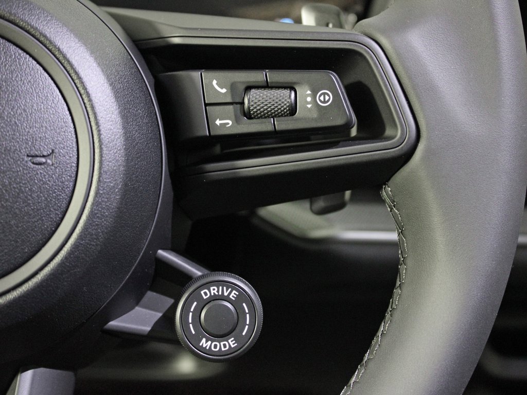 New 2026 Porsche Cayenne Coupe image 24