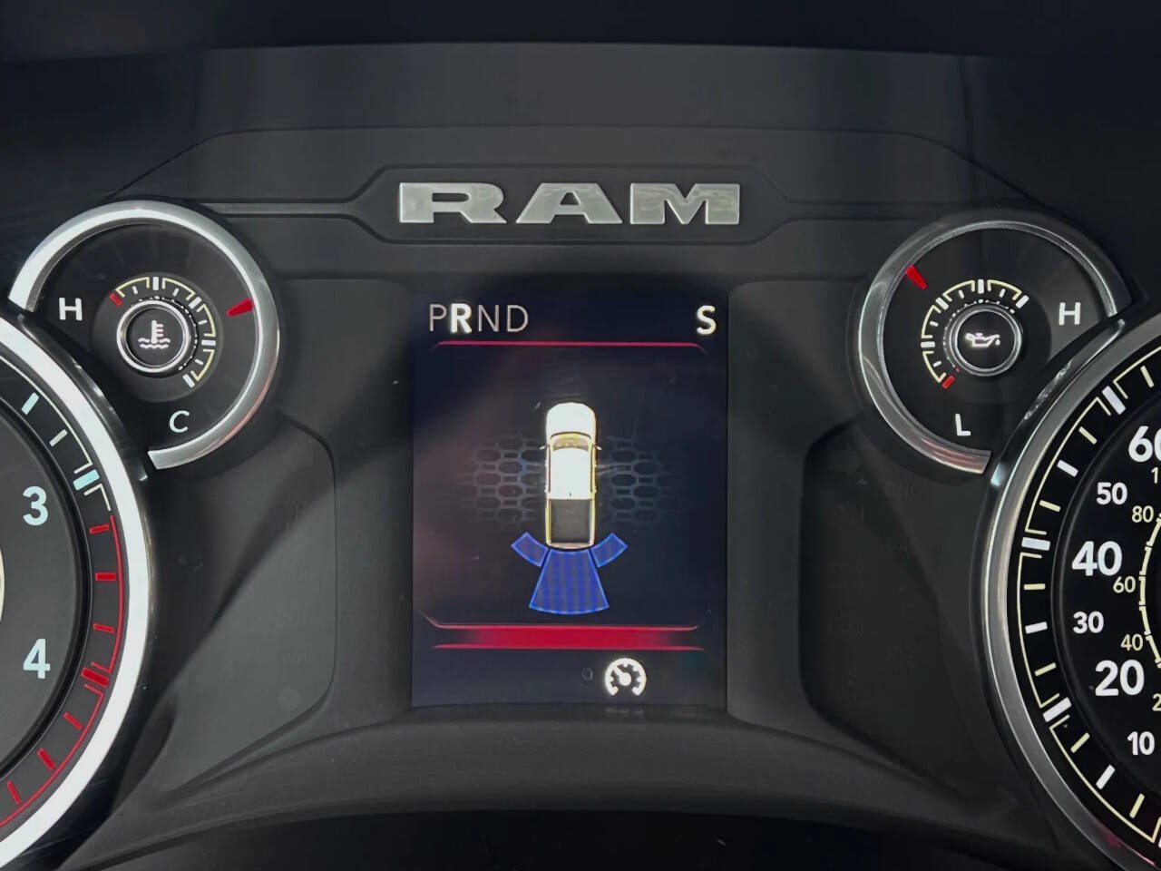 Used 2024 RAM 3500 Tradesman w/ Chrome Appearance Group AWD/4WD image 30