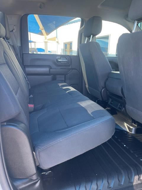 Used 2022 Chevrolet Silverado 2500 W/T w/ Gooseneck/5TH Wheel Package image 9