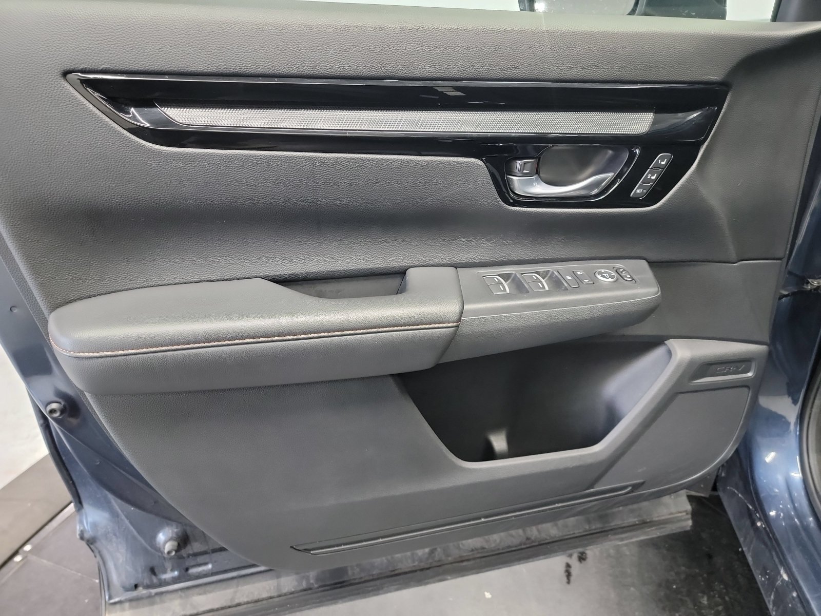 Certified 2023 Honda CR-V Sport Touring image 13