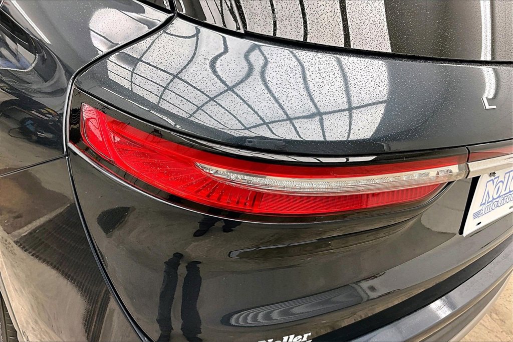 Used 2022 Lincoln Corsair Reserve w/ Equipment Group 201A image 30