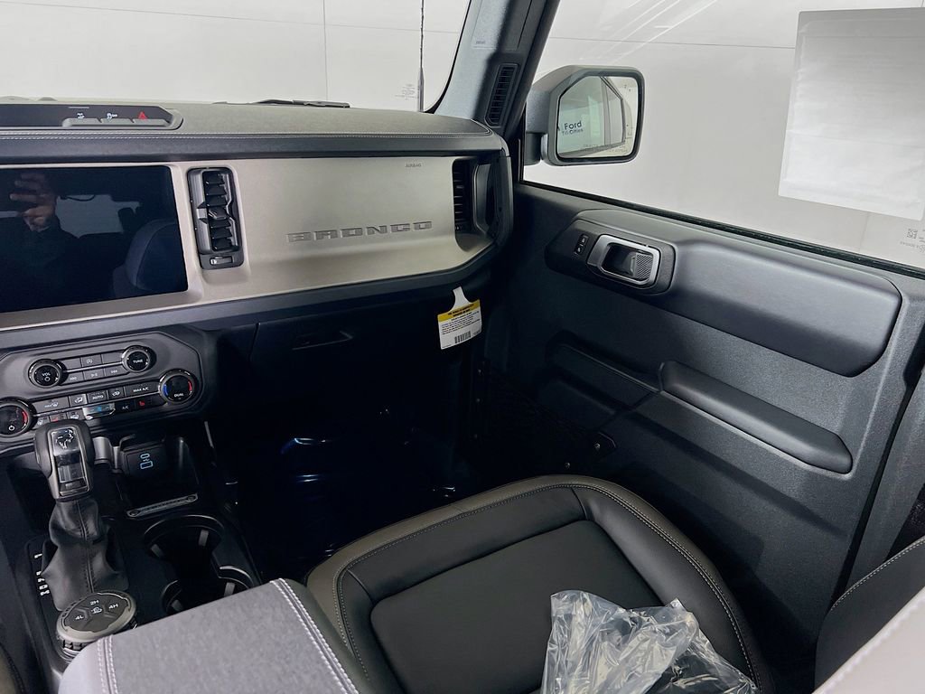 New 2025 Ford Bronco Outer Banks image 27