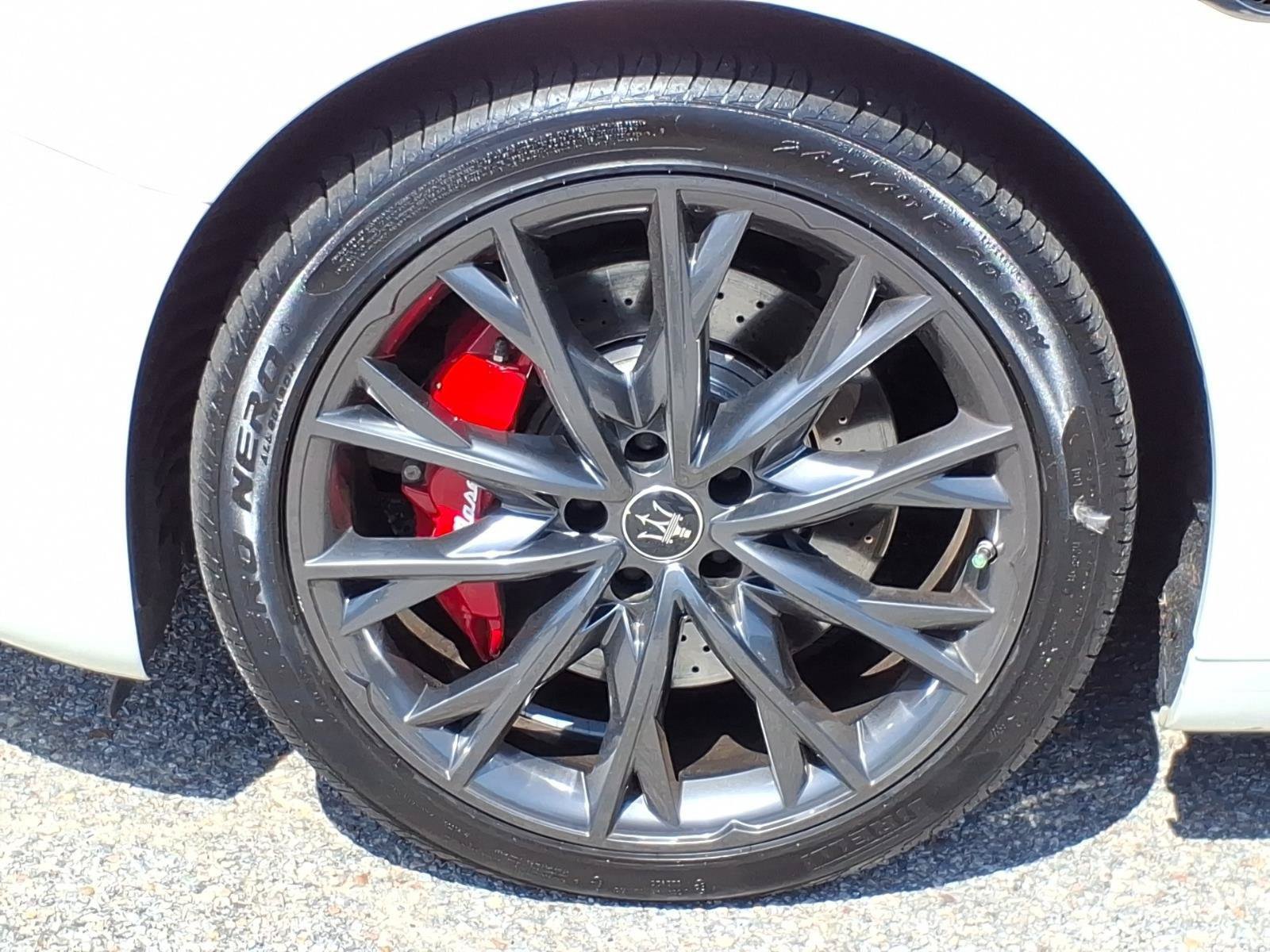 Used 2022 Maserati Ghibli Modena RWD image 4