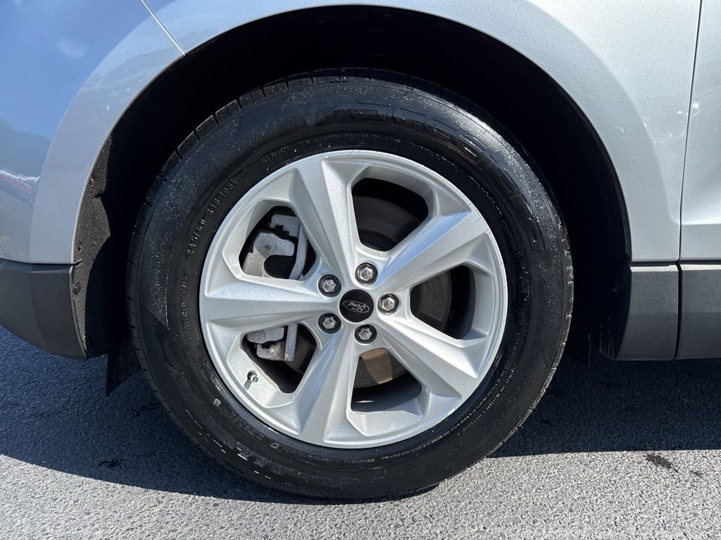 Used 2023 Ford Edge SE AWD/4WD image 30