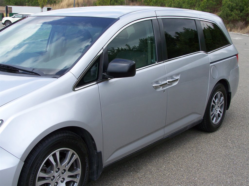 Used 2012 Honda Odyssey EX image 30