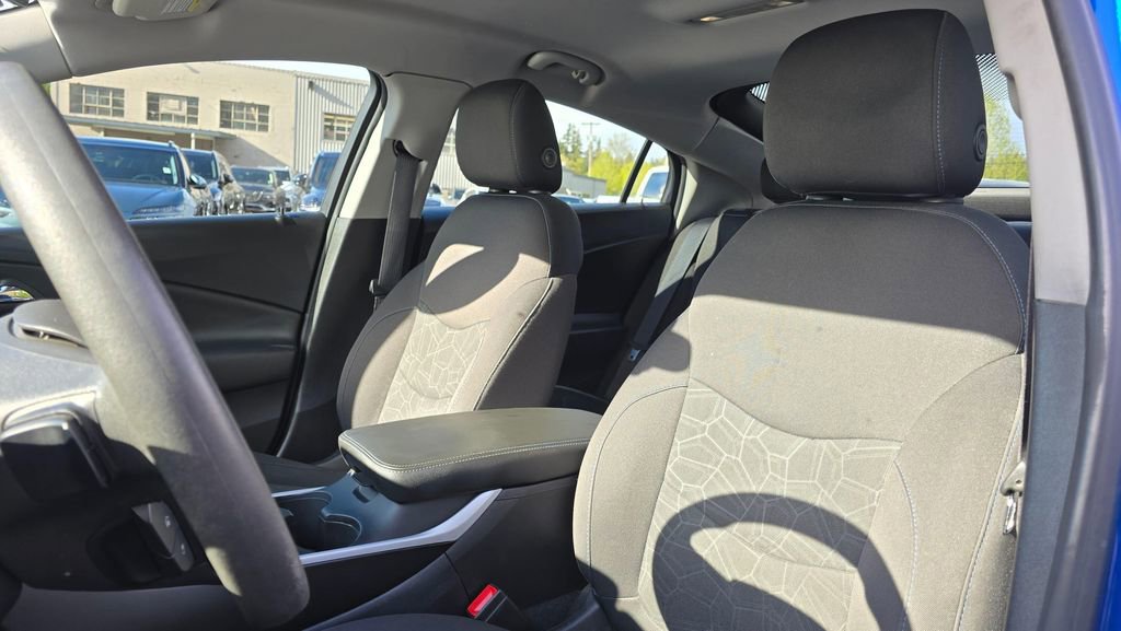 Used 2018 Chevrolet Volt LT image 21
