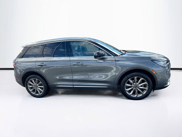 Used 2022 Lincoln Corsair AWD w/ Premium Package image 9