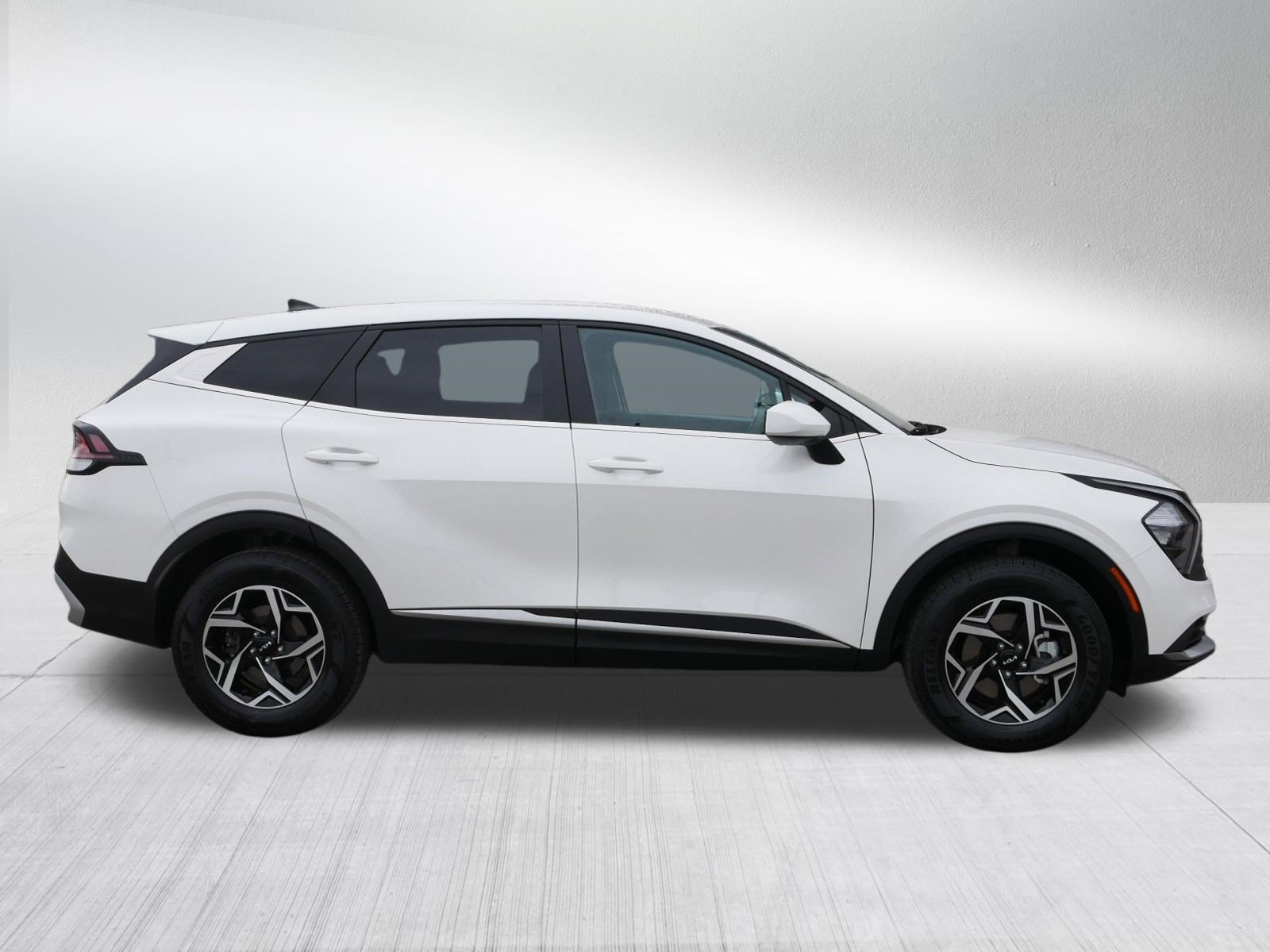 Certified 2023 Kia Sportage LX AWD/4WD image 8