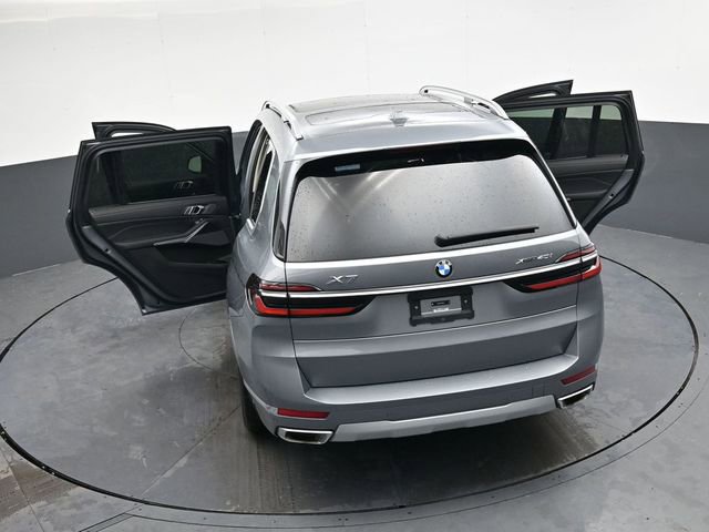 Used 2024 BMW X7 xDrive40i image 48
