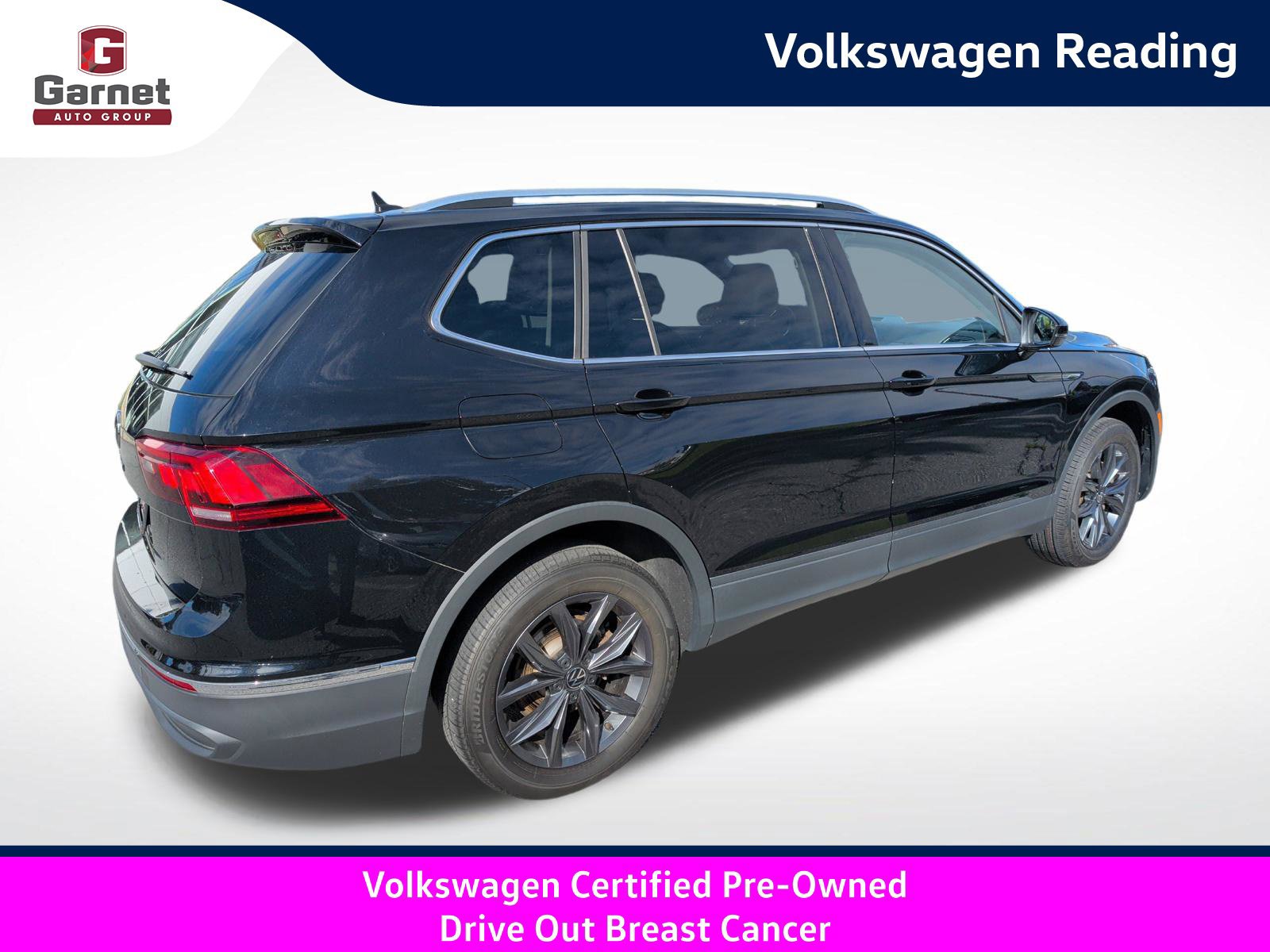 Certified 2023 Volkswagen Tiguan SE w/ Panoramic Sunroof Package FWD image 5