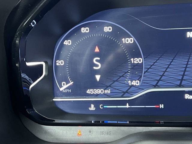 Certified 2023 GMC Yukon XL Denali image 12