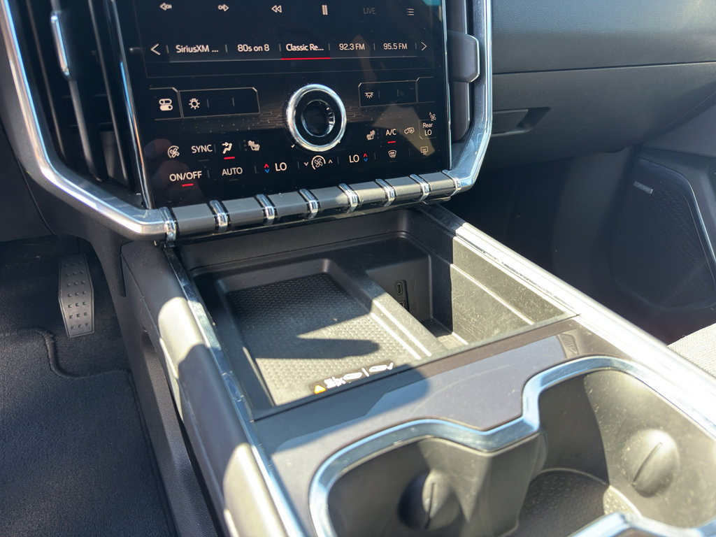 Used 2025 GMC Acadia Elevation image 22