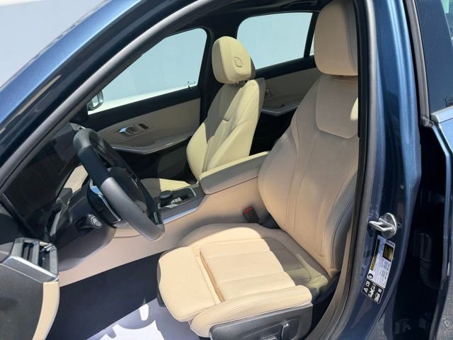 Used 2025 BMW 330i xDrive Sedan w/ Convenience Package AWD/4WD image 9