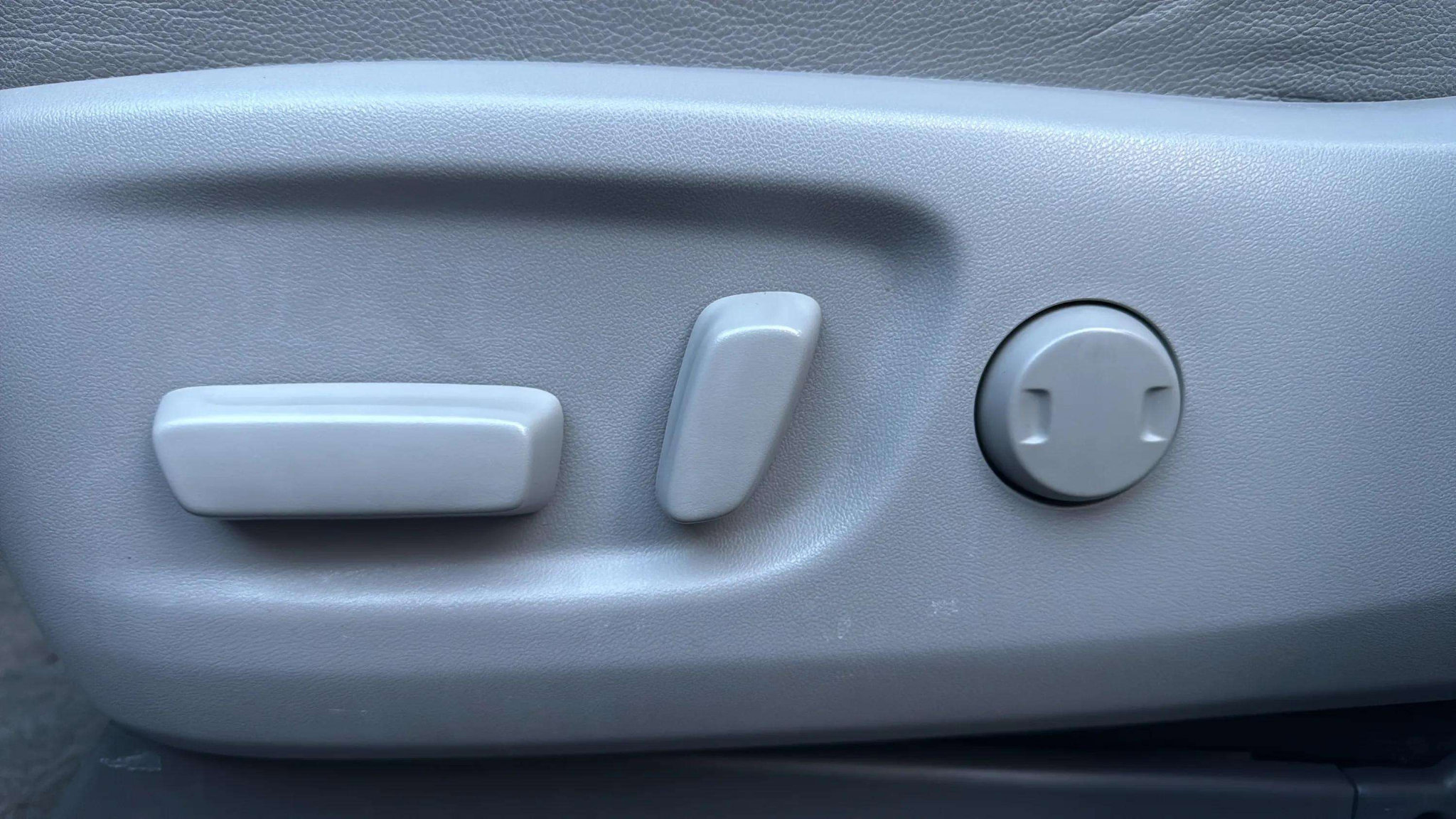 Used 2017 Toyota Sienna XLE Premium image 41