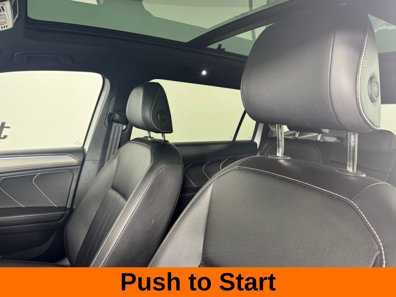 Used 2024 Volkswagen Tiguan SE R-Line image 11