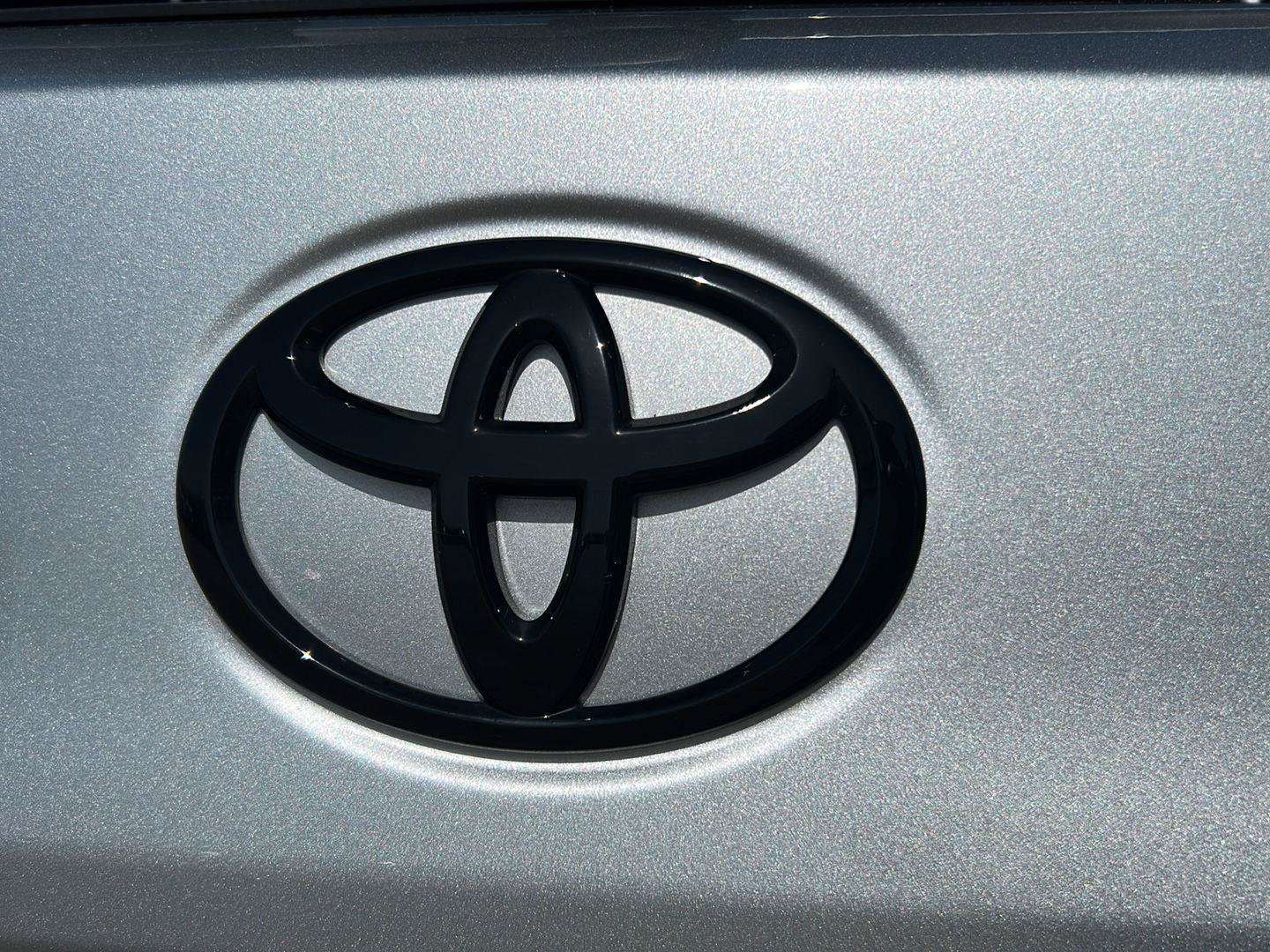 Used 2024 Toyota Corolla Cross AWD Hybrid w/ Convenience Package image 30
