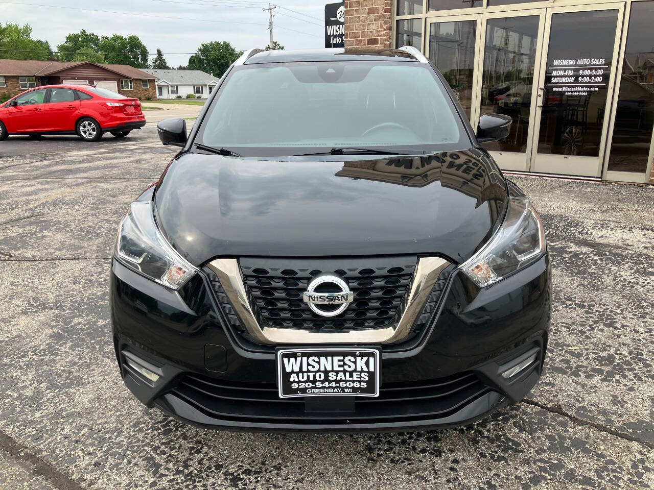 Used 2020 Nissan Kicks SR w/ SR Premium Package FWD image 8