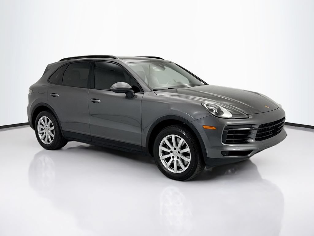 Used 2022 Porsche Cayenne AWD/4WD image 3