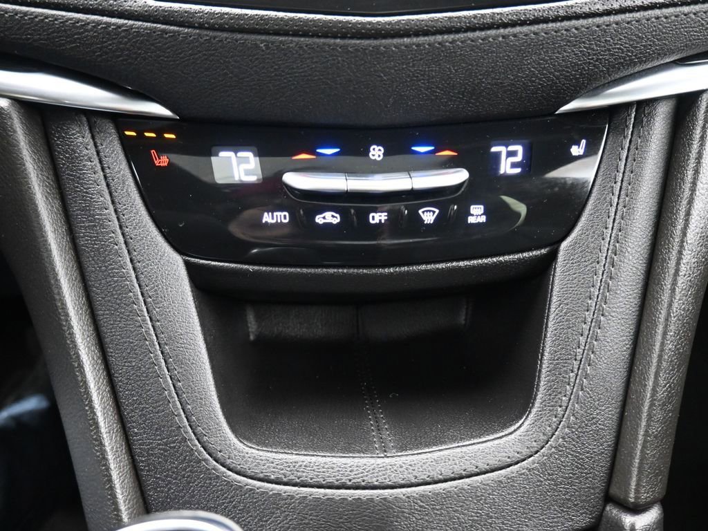 Used 2025 Cadillac XT5 Premium Luxury image 24