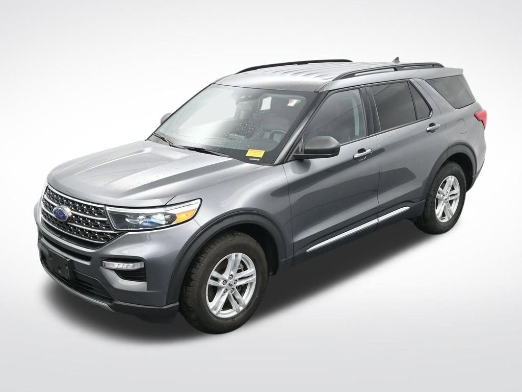 Used 2024 Ford Explorer XLT w/ Equipment Group 202A image 21