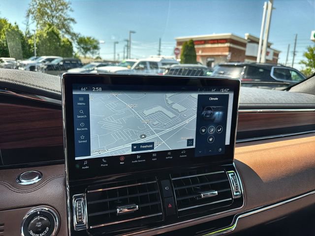 Used 2023 Lincoln Navigator L Reserve AWD/4WD image 14