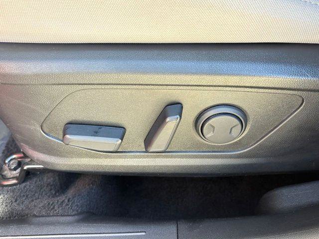 Used 2025 Hyundai Tucson SEL AWD/4WD image 14