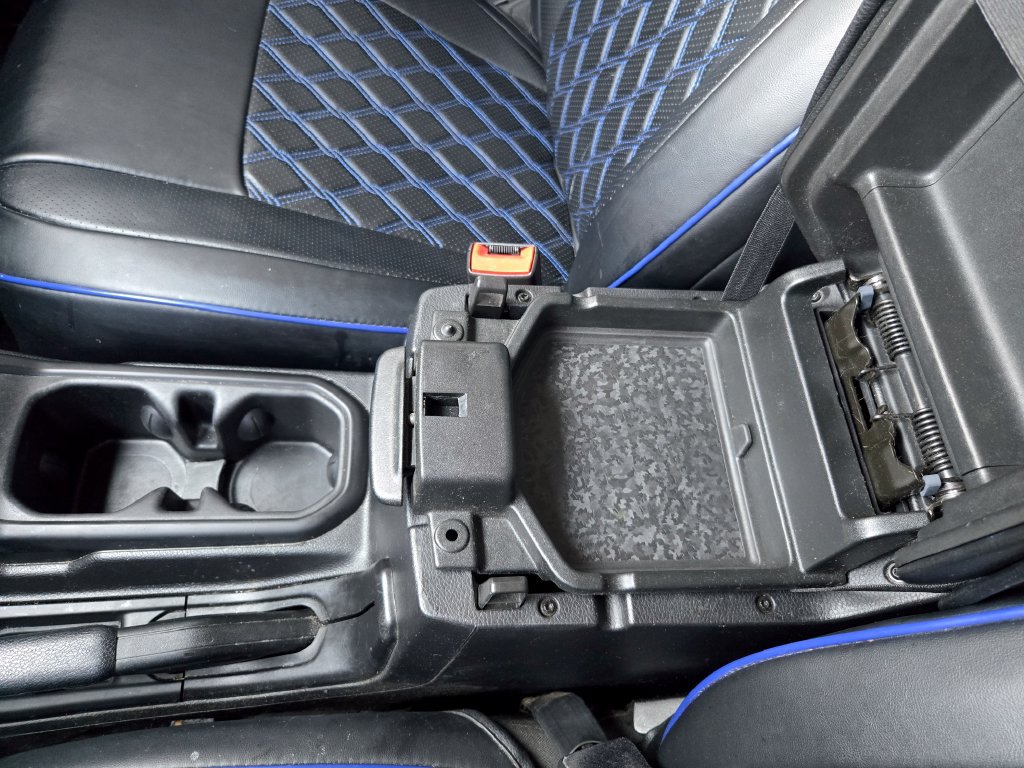 Used 2019 Jeep Wrangler Sport AWD/4WD image 31