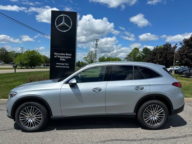 New 2026 Mercedes-Benz GLC 300 4MATIC image 2