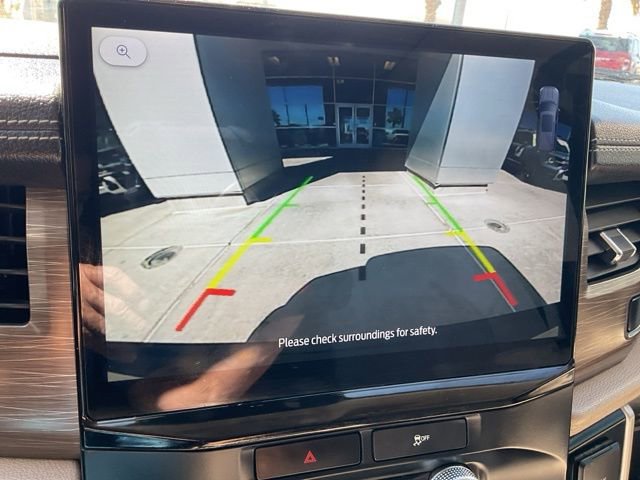 Used 2022 Ford Expedition Limited image 18