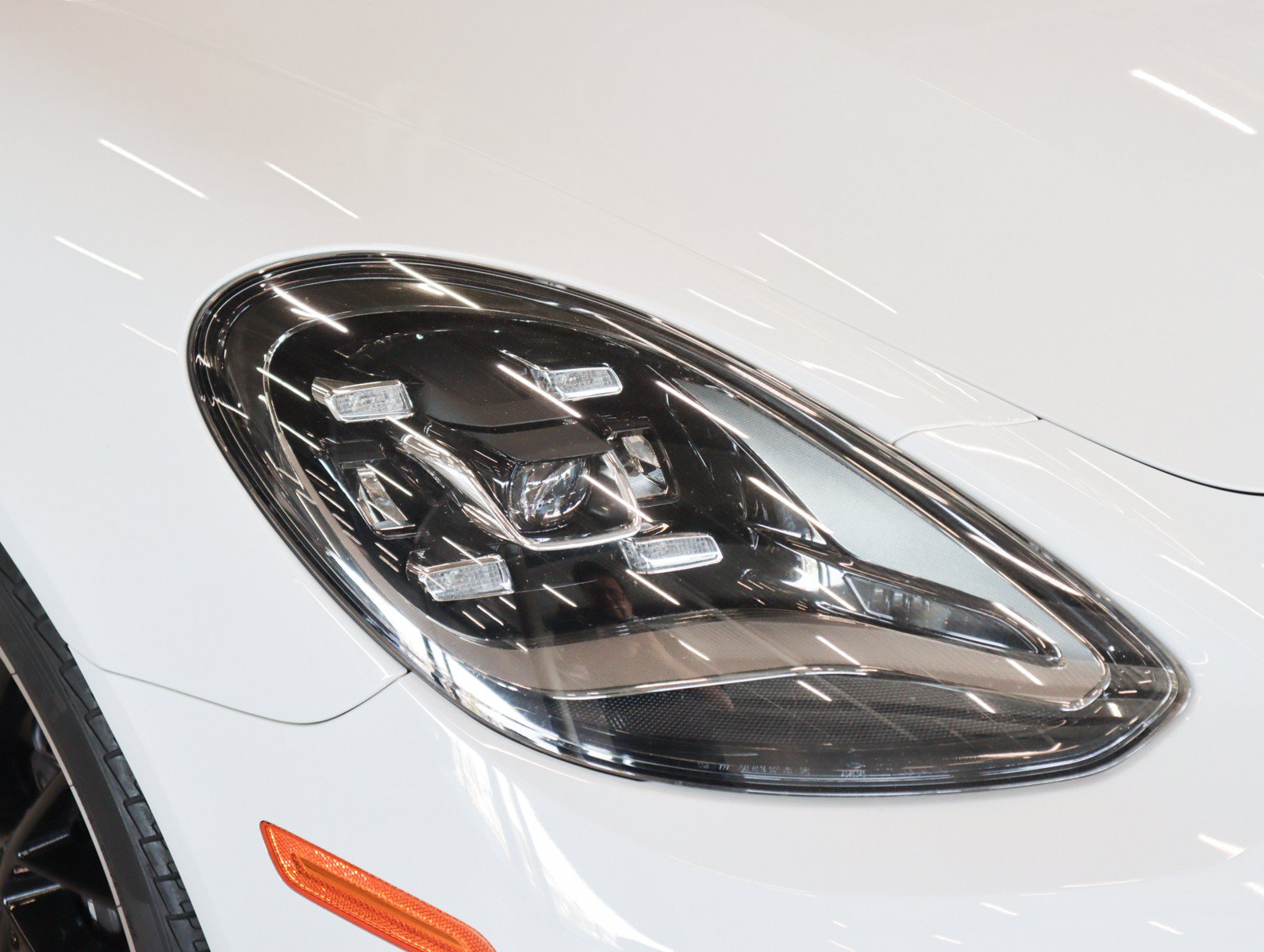 Certified 2023 Porsche Panamera Platinum Edition RWD image 31