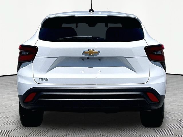 New 2026 Chevrolet Trax LS FWD image 5