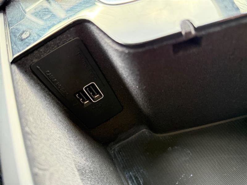 Used 2020 Volvo XC90 T6 Momentum w/ Protection Package image 26