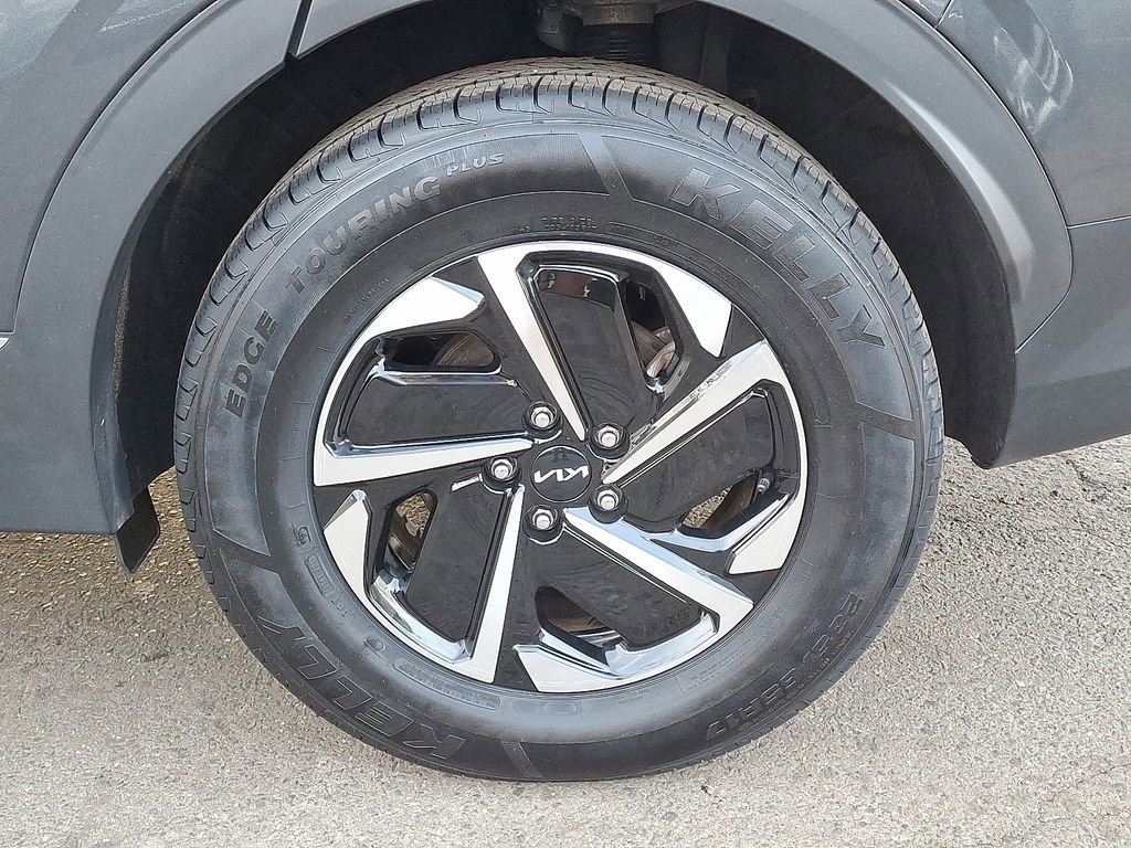 Used 2023 Kia Sportage LX image 31