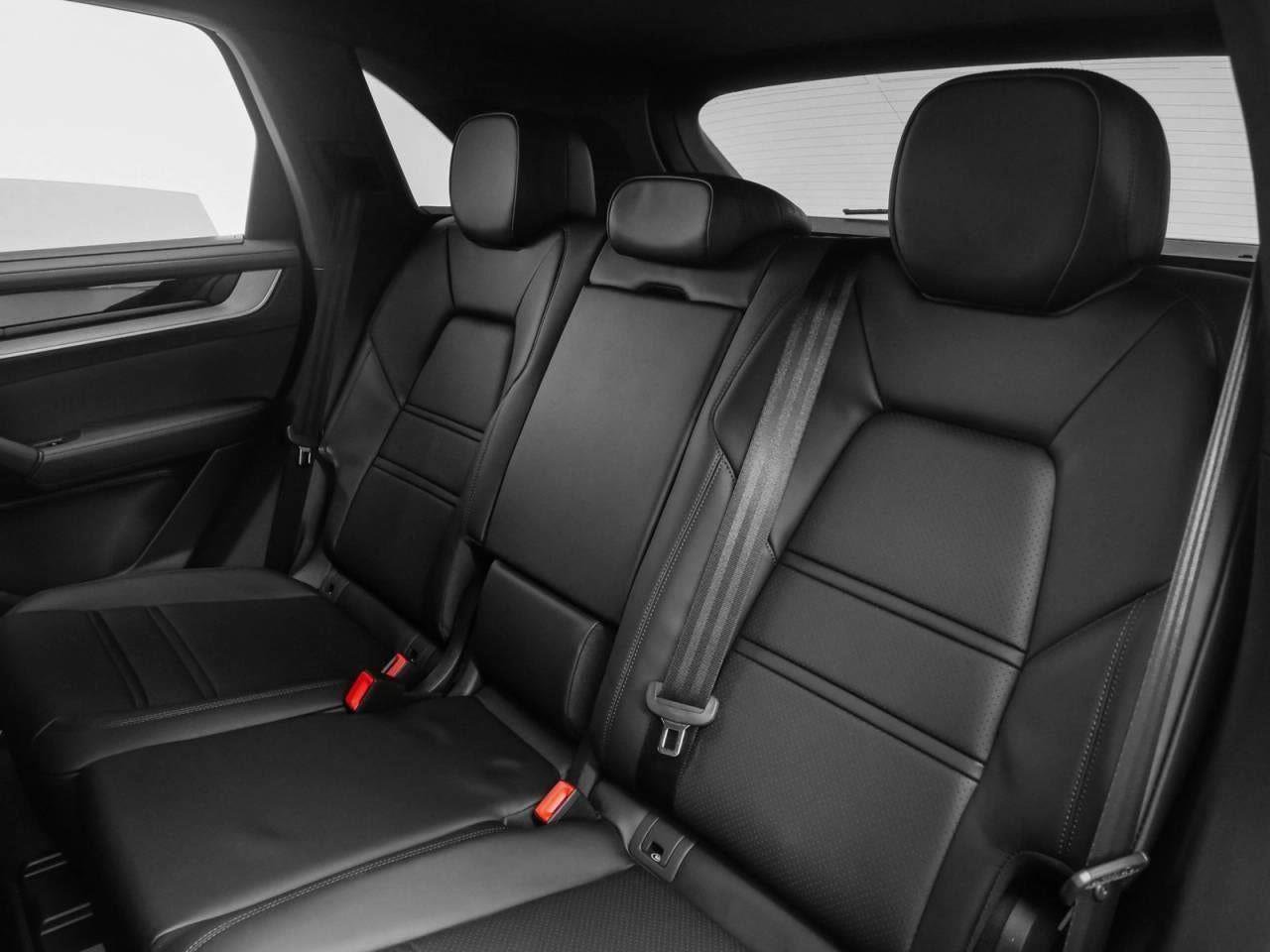 New 2025 Porsche Cayenne S image 79