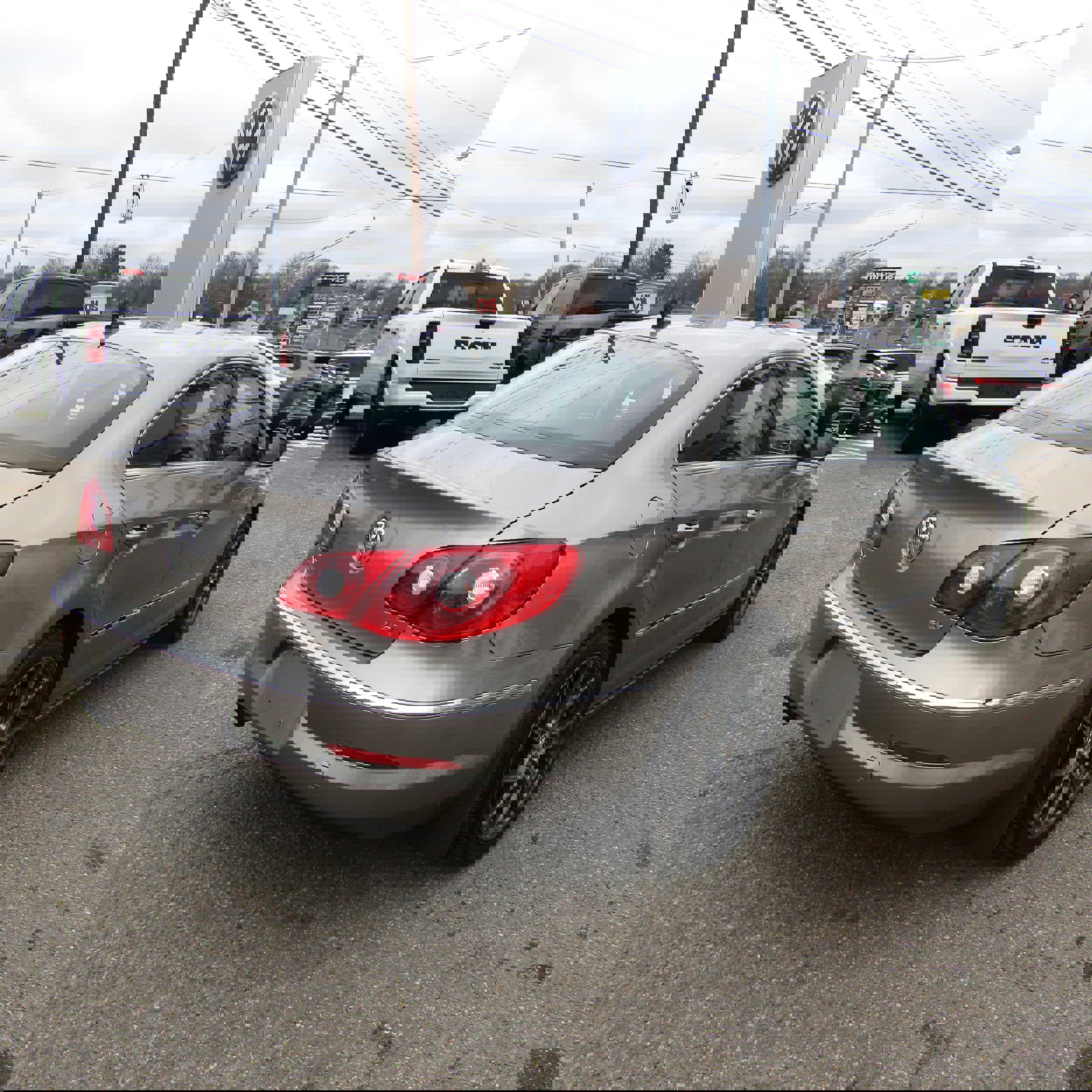 Used 2012 Volkswagen CC Lux image 7