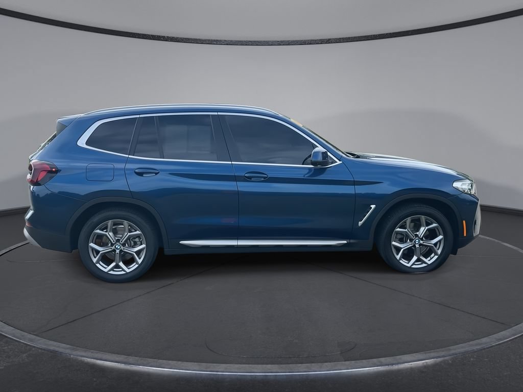 Used 2024 BMW X3 xDrive30i w/ Convenience Package AWD/4WD image 9