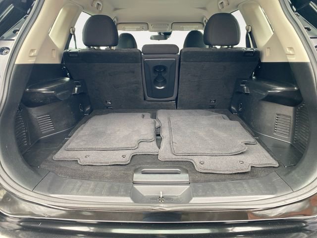 Used 2019 Nissan Rogue S image 29