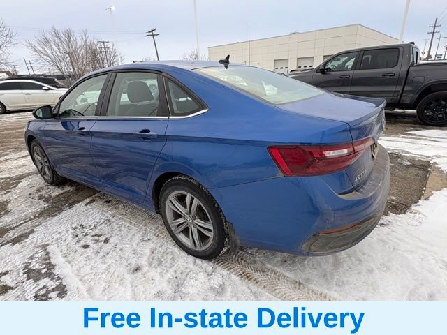 Used 2024 Volkswagen Jetta SE image 6