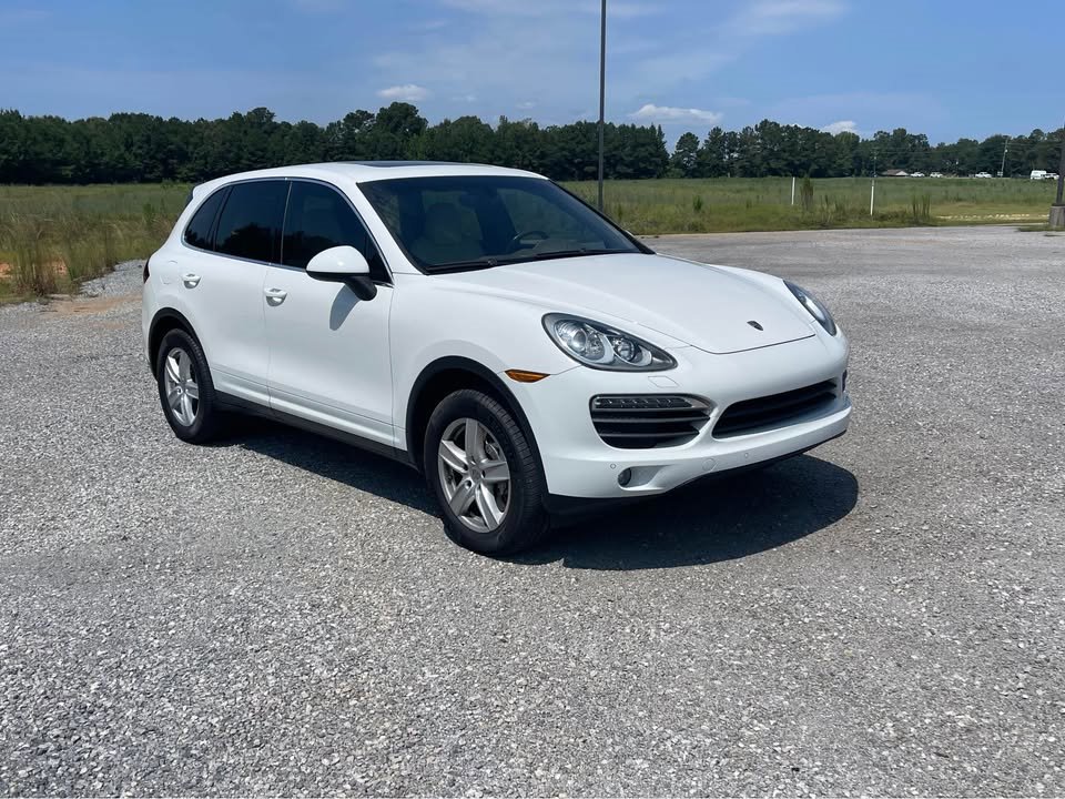 Used 2012 Porsche Cayenne S image 1