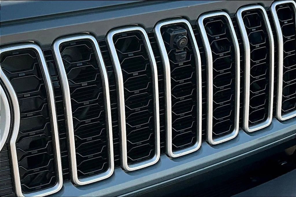 Used 2024 Jeep Wrangler Sahara w/ Technology Group image 36