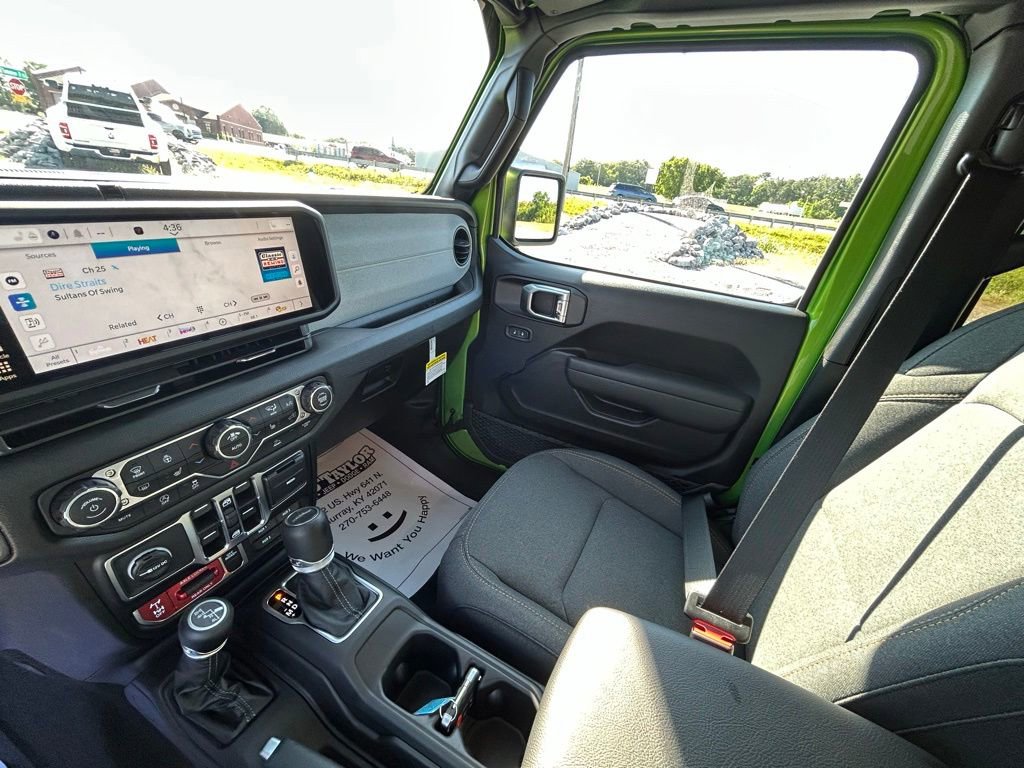 New 2026 Jeep Gladiator Sport AWD/4WD image 14